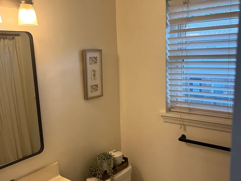 415 Parkdale Dr #13D — Photo 10