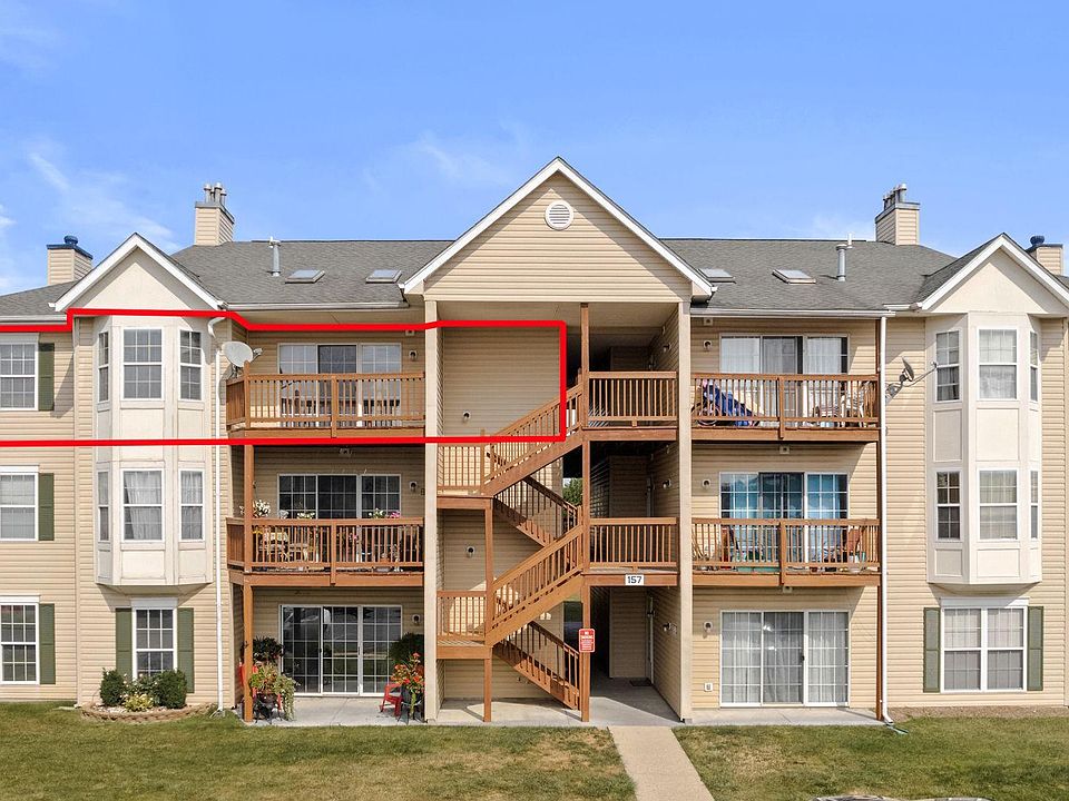 1st image of 157 Brookland Ter APT 10