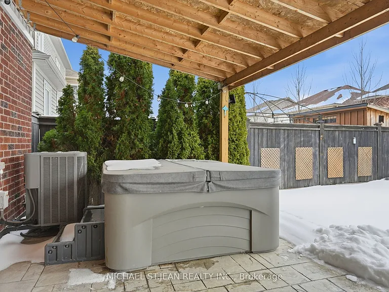 63 Fowler Dr — Photo 48