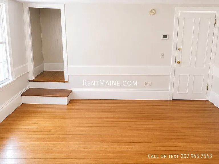97B Ohio St S — Photo 2