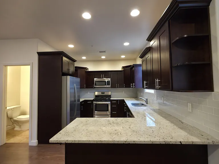 2512 W Pikes Peak Dr #1 — Photo 9