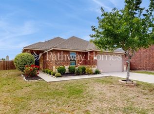 206 Gallop Ct, Waxahachie, TX 75165