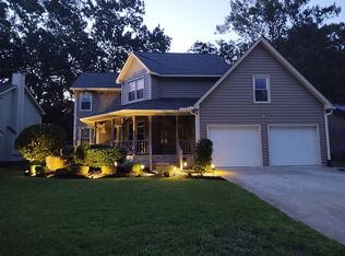 221 Knightsbridge Dr, North Charleston, SC 29418