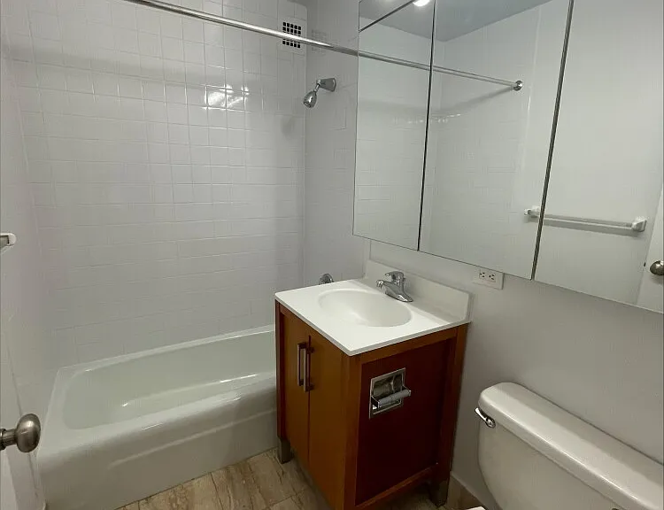 166 E 34th St #608 — Photo 6