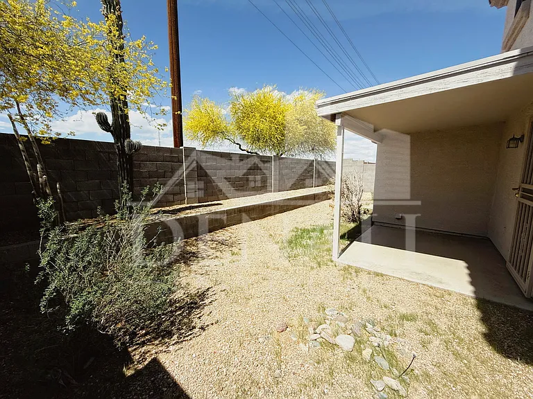 15802 N Hidden Valley Ln — Photo 22