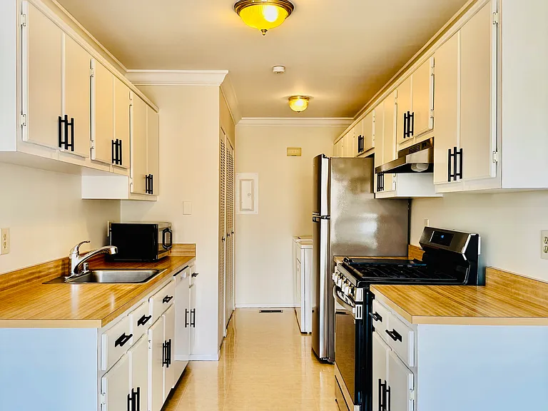 Kitchen Overview