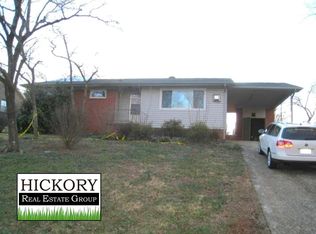 1411 9th Ave NW, Conover, NC 28613