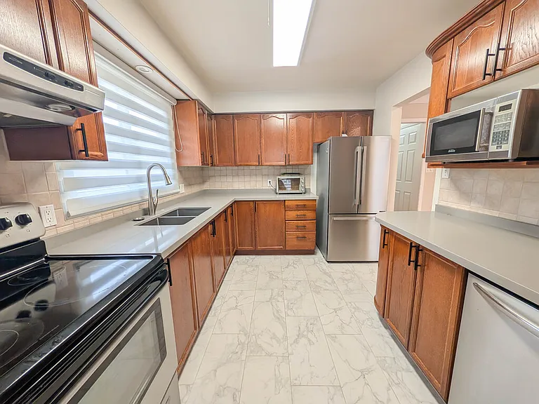 5810 Vine St #1 — Photo 9