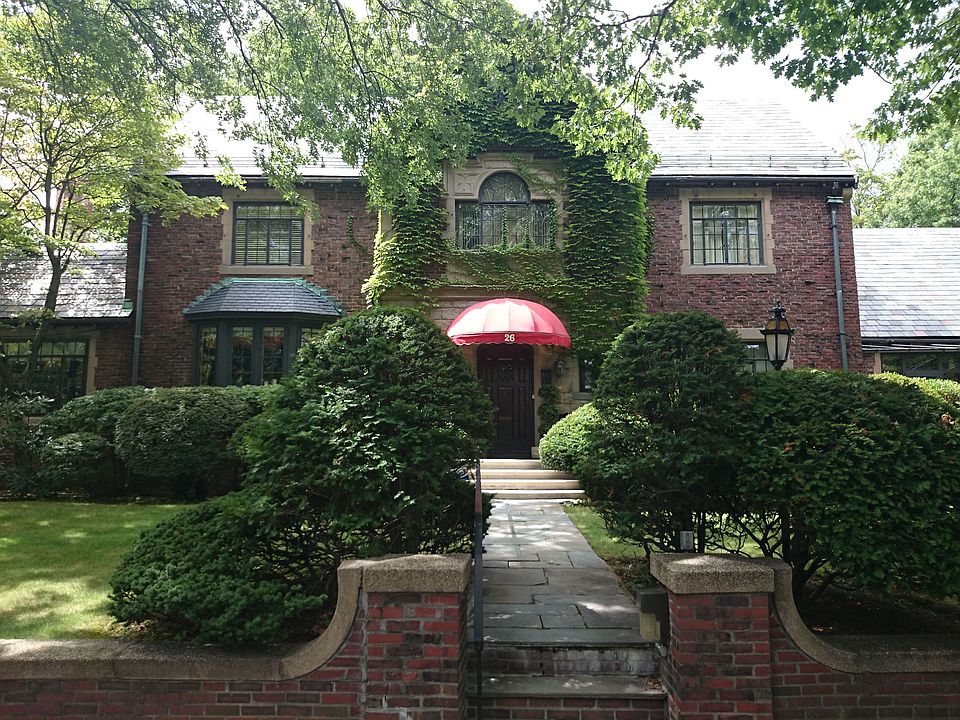 2nd image of 26 Chilton St