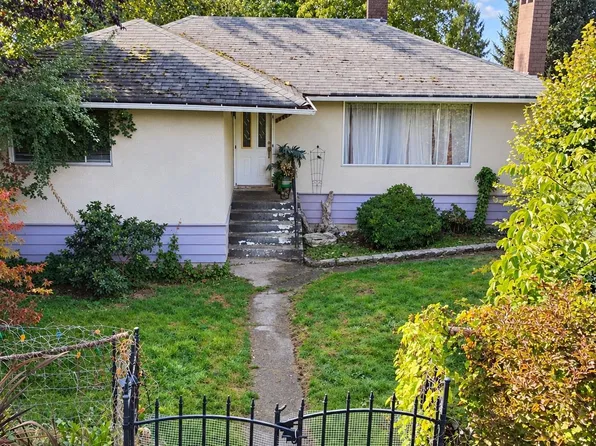 10369 125th St, Surrey, BC V3V 4Y6