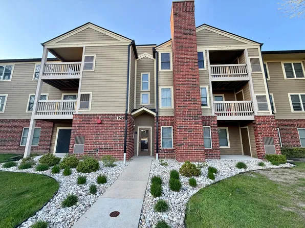 127 Glengarry Dr APT 307, Bloomingdale, IL 60108