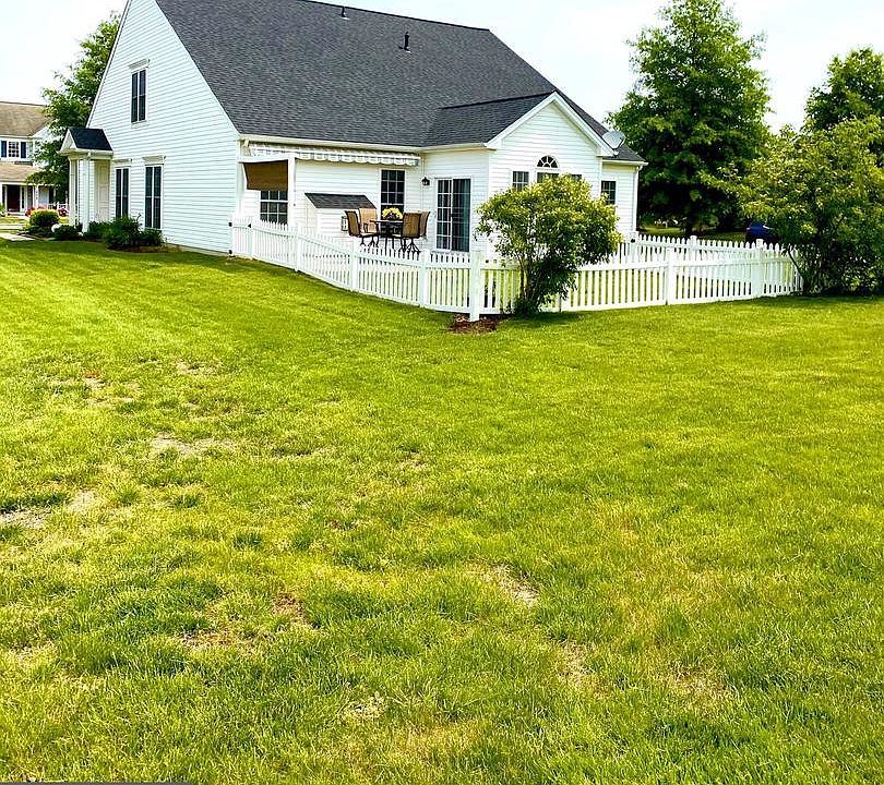 1st image of 29627 Charles Dr
