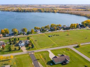 19251 Lake Volney Cir, Le Center, MN 56057