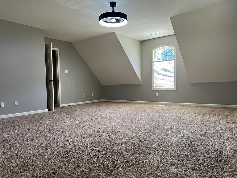 1112 Gilbert Station Ln — Photo 17