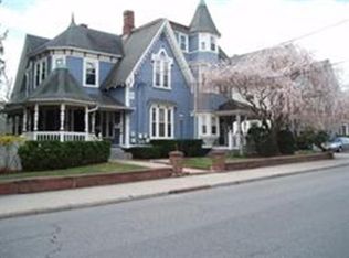 34 High St APT 6, North Attleboro, MA 02760