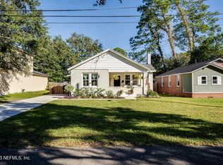 5049 Sunderland Rd, Jacksonville, FL 32210