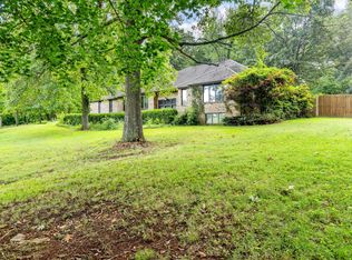 3819 S Fairwood Ave, Rogersville, MO 65742