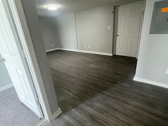 4th image of 32 S Wycombe Ave #33