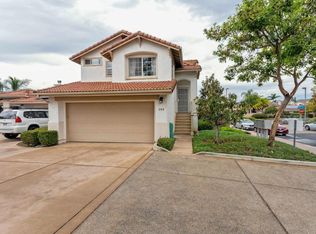 208 River Rock Ct, Santee, CA 92071