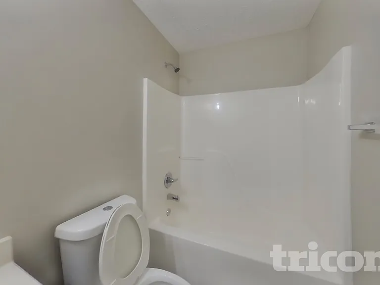 1256 Lasalle Dr — Photo 15