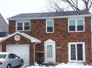 1399 Georgetown Dr, Carol Stream, IL 60188