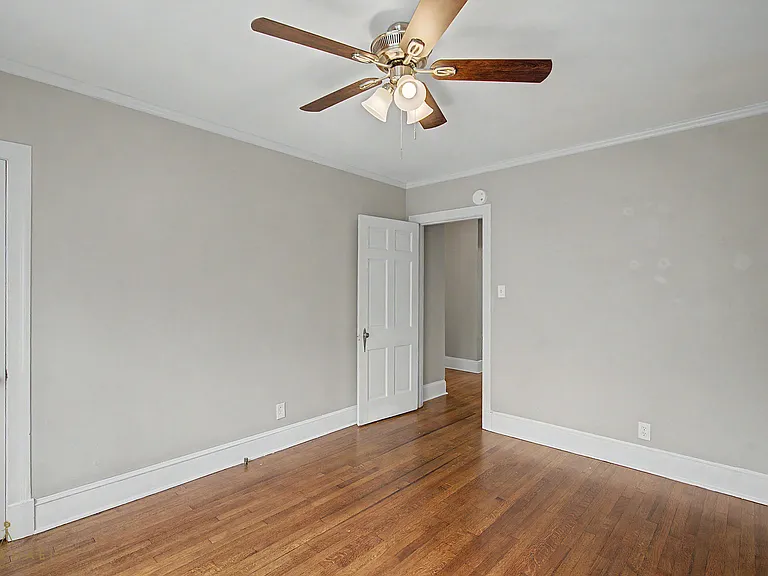3907 Baltimore Ave — Photo 12