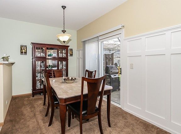4th image of 284 Nicole Dr Unit D