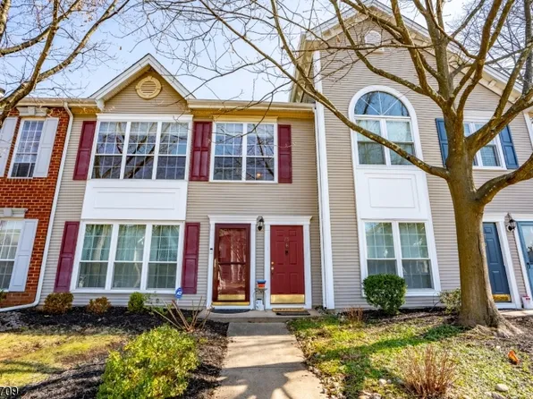 75 Gregory Ln, Franklin Twp., NJ 08823