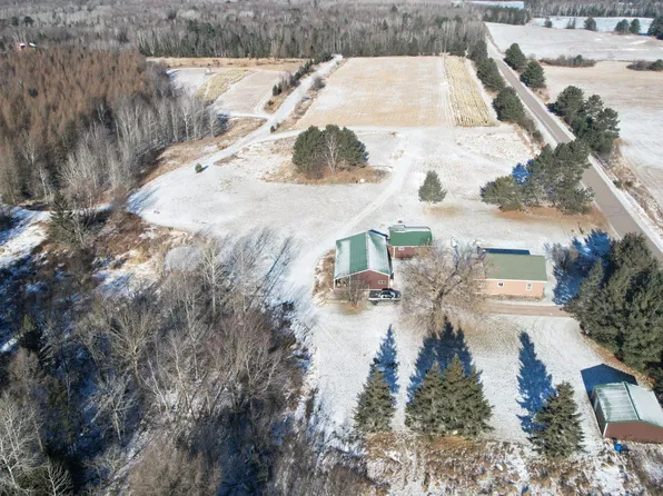 N10809 Mail Route Rd, Tomahawk, WI 54487