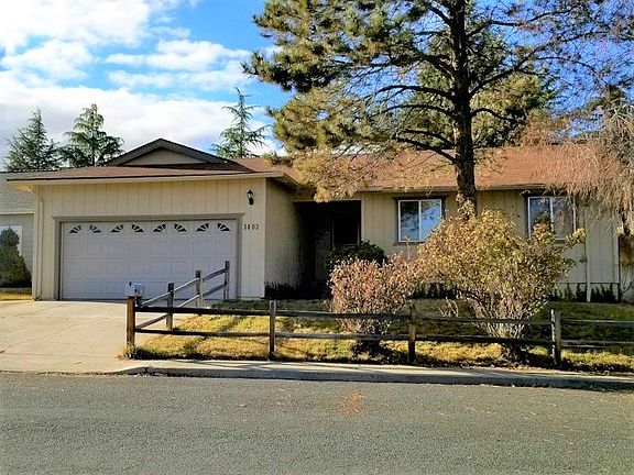 2nd image of 1403 Oakview Cir
