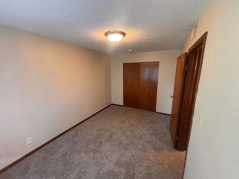 1716 D Ave NE — Photo 11
