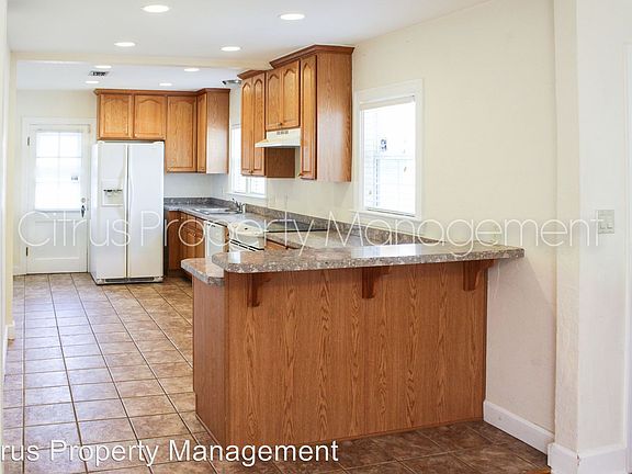 3rd image of 1628 S Osceola Ave