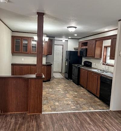 5th image of 2794 Sycamore Rd