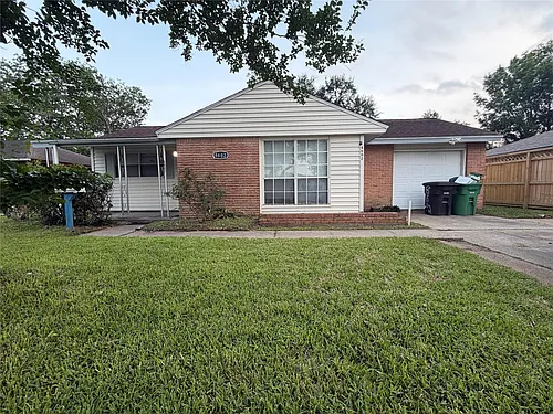 8602 Glenlea St Photo 1