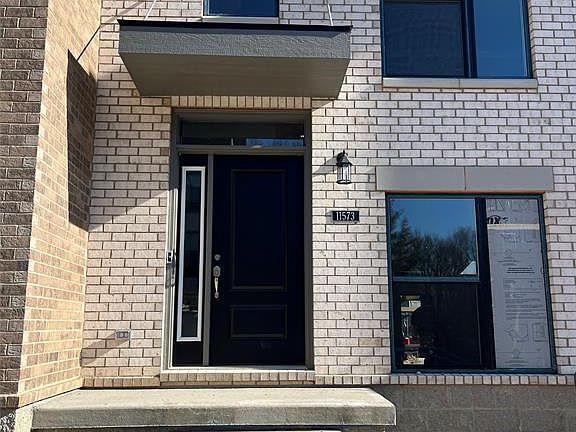 3rd image of 11573 Fulham St