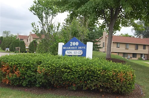 200 Briarcrest Dr #123-1 Photo 1