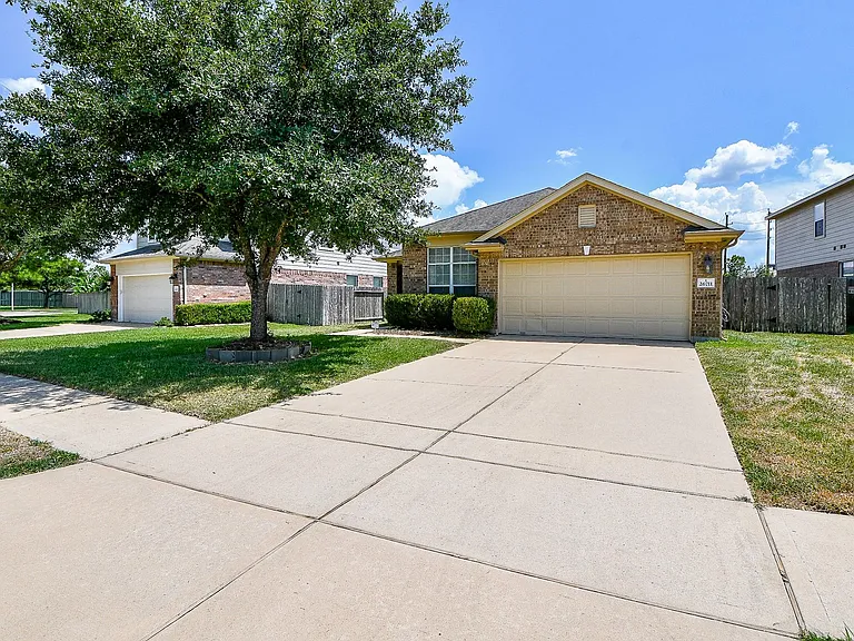 26711 Henson Falls Dr — Photo 3