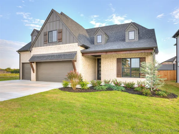 2354 E 134th Cir, Bixby, OK 74008