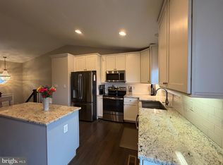 371 Freshfield Ln, Arnold, MD 21012