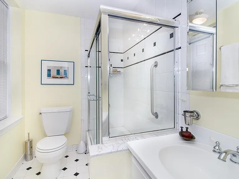 25 Revere St #5 — Photo 14