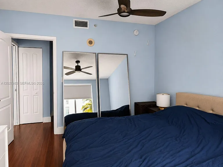 110 Washington Ave #2512 — Photo 8