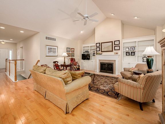5th image of 4073 Chelsea Bridge Ln