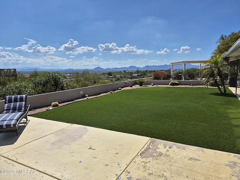 5665 E Camino Del Celador — Photo 37