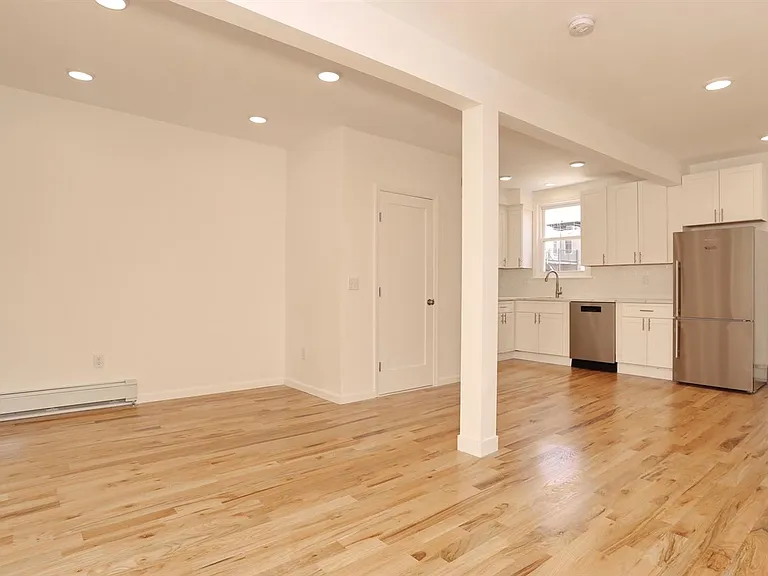 413 Jefferson St #3 — Photo 22