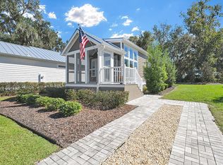 12101 Grand Oak Ln, Oxford, FL 34484
