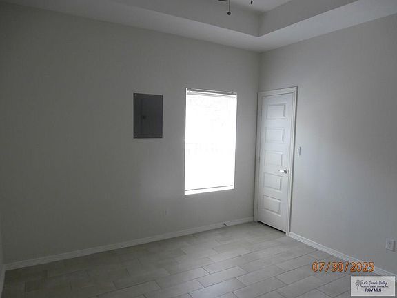4th image of 3601 Valeria St