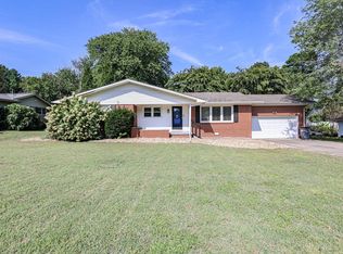 135 Nickell Heights Rd, Paducah, KY 42003