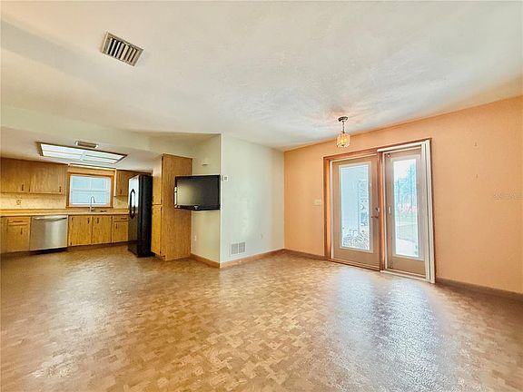 5th image of 1624 S DAYTONA AVENUE