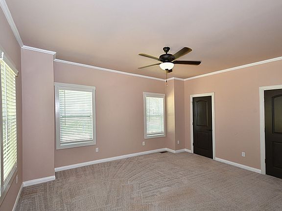4th image of 5739 Woodard St