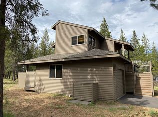 18008 Camas Ln, Sunriver, OR 97707